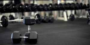 hex dumbell in gym